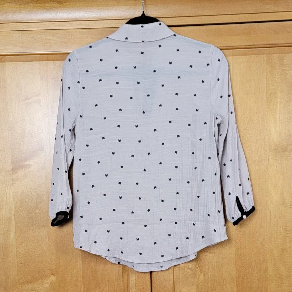 E Hanger M Black and Tan Tie Neck Blouse With All Over Black Kitty Cat Print - S - Picture 5 of 7